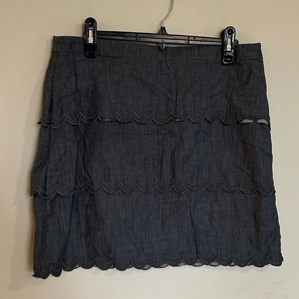 Banana Republic Women’s Size 12 Petite 12P Tiered Scalloped Pencil Skirt